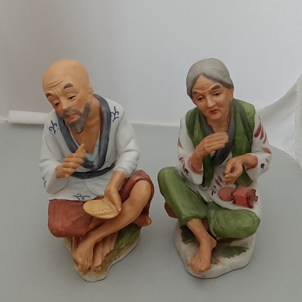 Homco 1431 Oriental Man & Woman Figurine Excellent shape